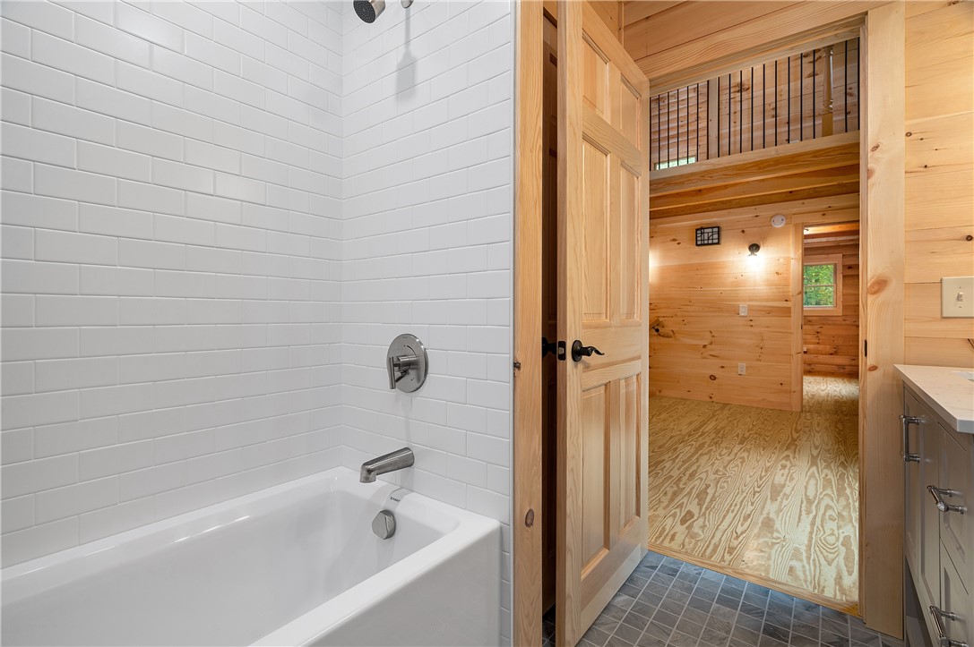 181 Scott Road Cumberland, RI 02864 - Photo 23 of 42