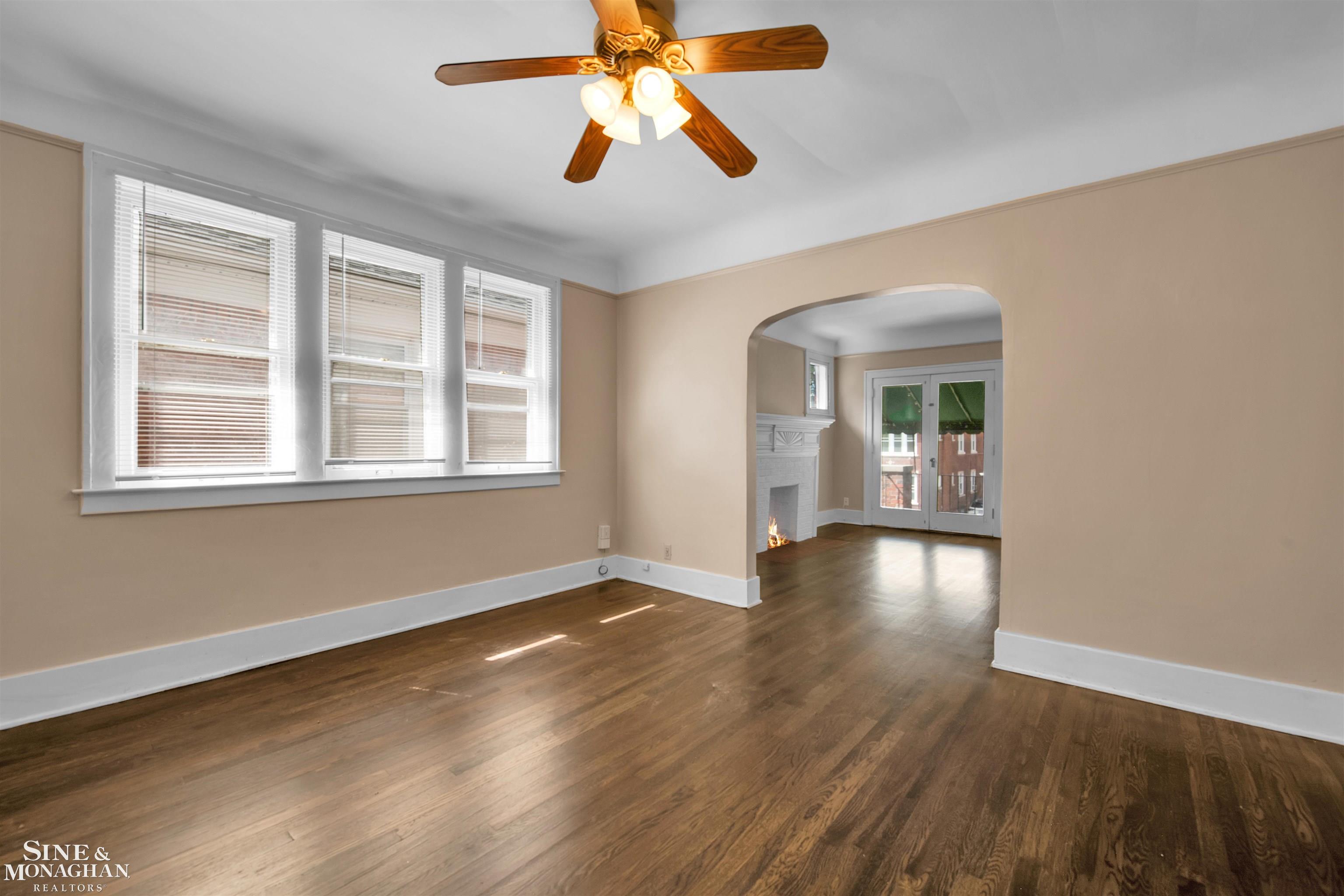 936 Nottingham Road Grosse Pointe, MI 48230 - Photo 6 of 22