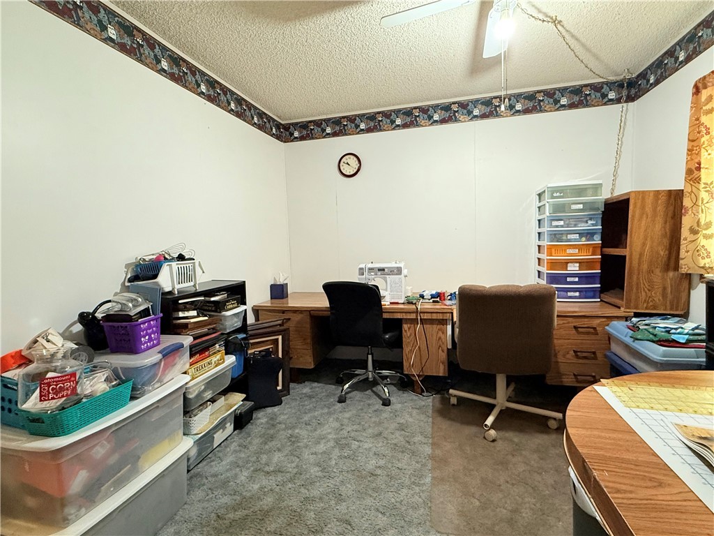 1637 Talc Road Bullhead City, AZ 86442 - Photo 22 of 37 Currently used as a hobby room