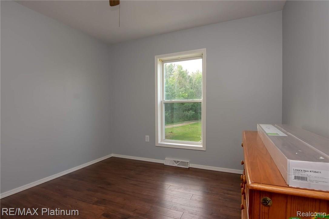 8898 Dwyer Road Howell, MI 48855 - Photo 44 of 52 b1.jpg