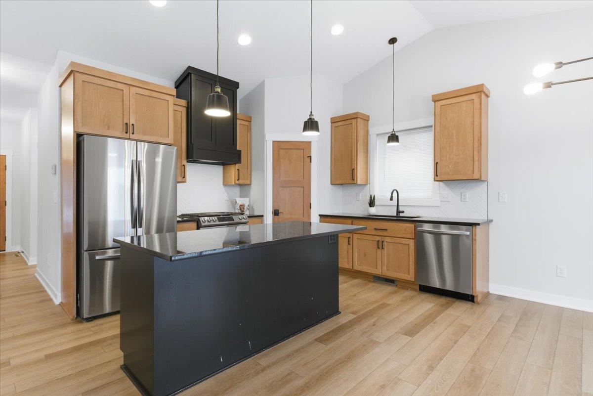 1962 Hadley Hills Drive Northeast Rochester, MN 55906 - Photo 13 of 52