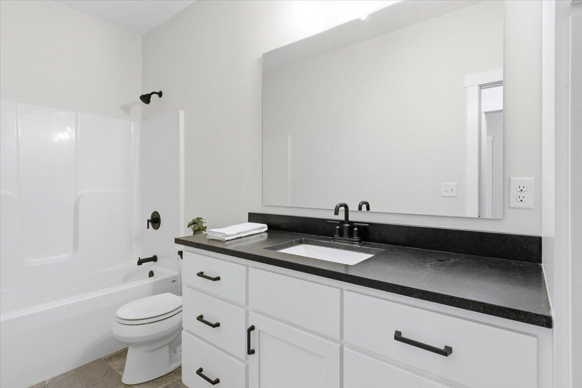 1962 Hadley Hills Drive Northeast Rochester, MN 55906 - Photo 28 of 52