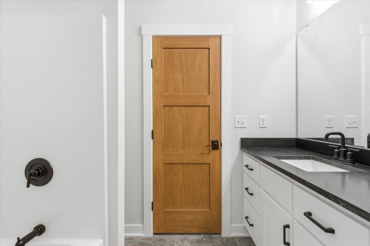 1962 Hadley Hills Drive Northeast Rochester, MN 55906 - Photo 40 of 52