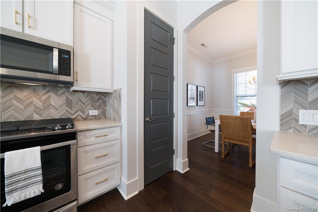 1432 Chippendale Road Charlotte, NC 28205 - Photo 15 of 32 Gallery Image 15