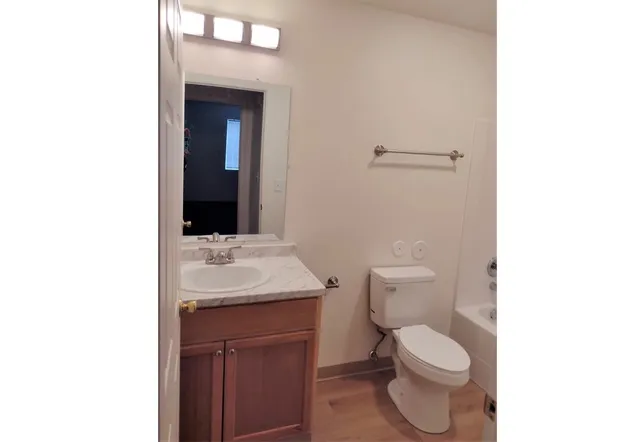 $302 | 450 J Street, Idaho Falls, ID 83402