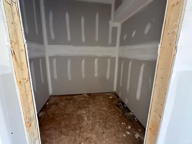 $625,000 | 11250 Leesville Road, Evington, VA 24550