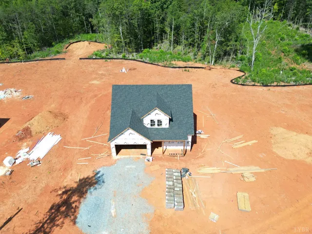 $625,000 | 11250 Leesville Road, Evington, VA 24550