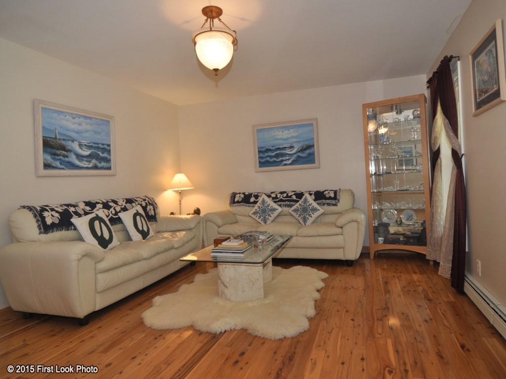 15 Cahoone Road Coventry, RI 02827 - Photo 3 of 28