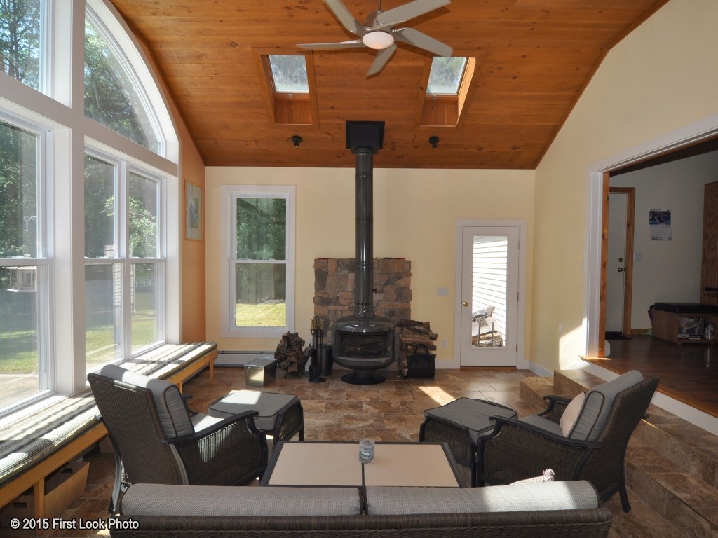 15 Cahoone Road Coventry, RI 02827 - Photo 6 of 28