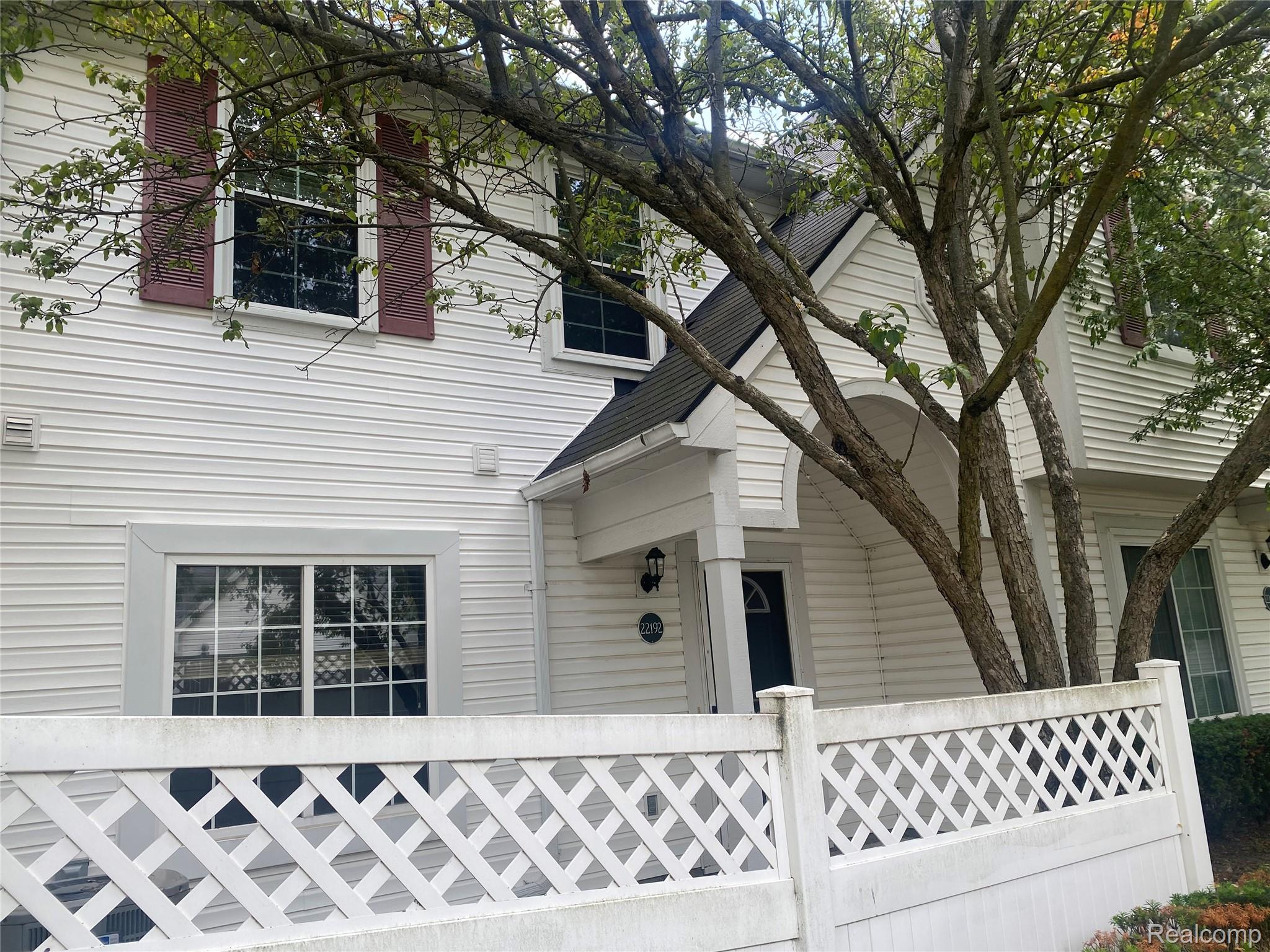 22192 Cape Cod Way Farmington, MI 48336 - Photo 3 of 17 cape cod 2.jpg