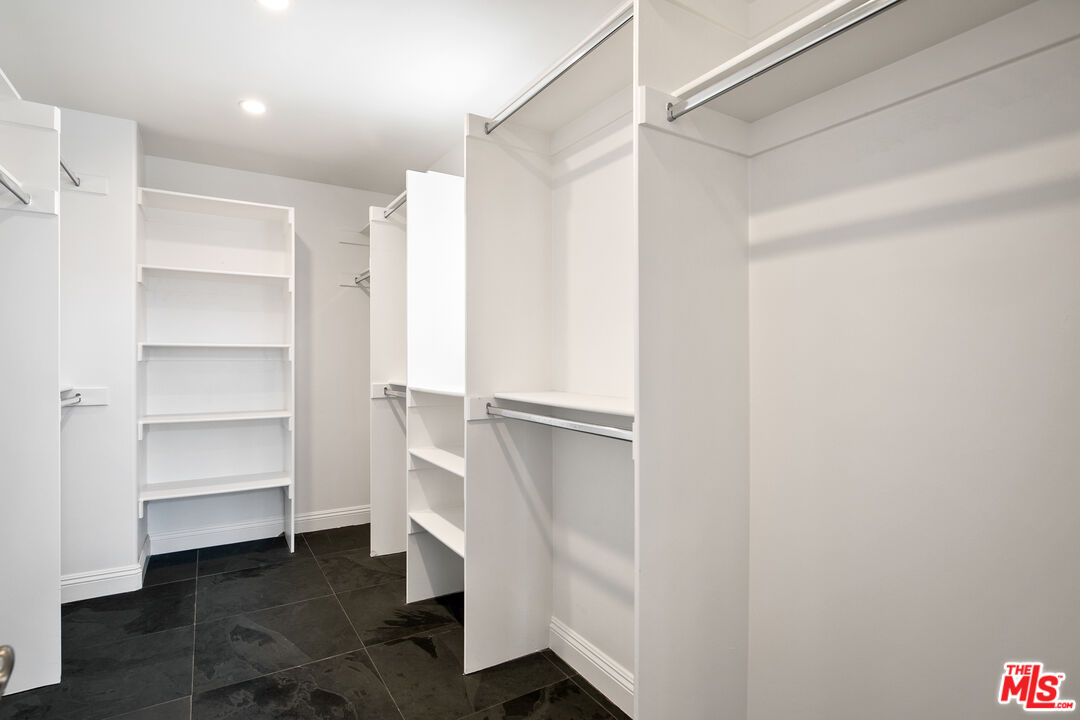 6442 Lunita Road, Unit 126 Malibu, CA 90265 - Photo 11 of 25