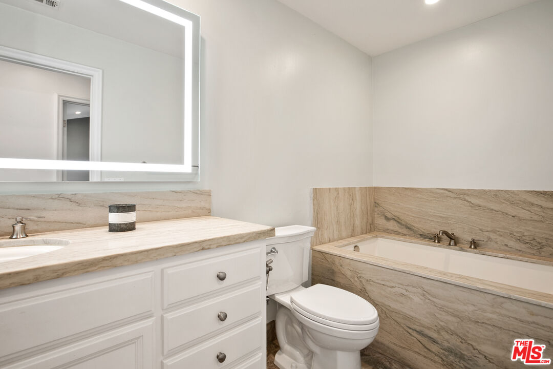 6442 Lunita Road, Unit 126 Malibu, CA 90265 - Photo 12 of 25