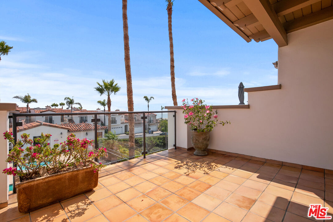 6442 Lunita Road, Unit 126 Malibu, CA 90265 - Photo 18 of 25
