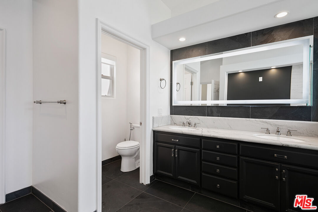 6442 Lunita Road, Unit 126 Malibu, CA 90265 - Photo 10 of 25