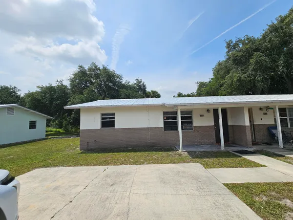 $1,500 | 2031 Hugo Road, Fort Pierce, FL 34946