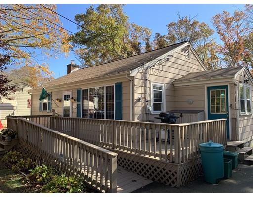 66 Crandall Road Tiverton, RI 02878 - Photo 3 of 12 Gallery Image 3