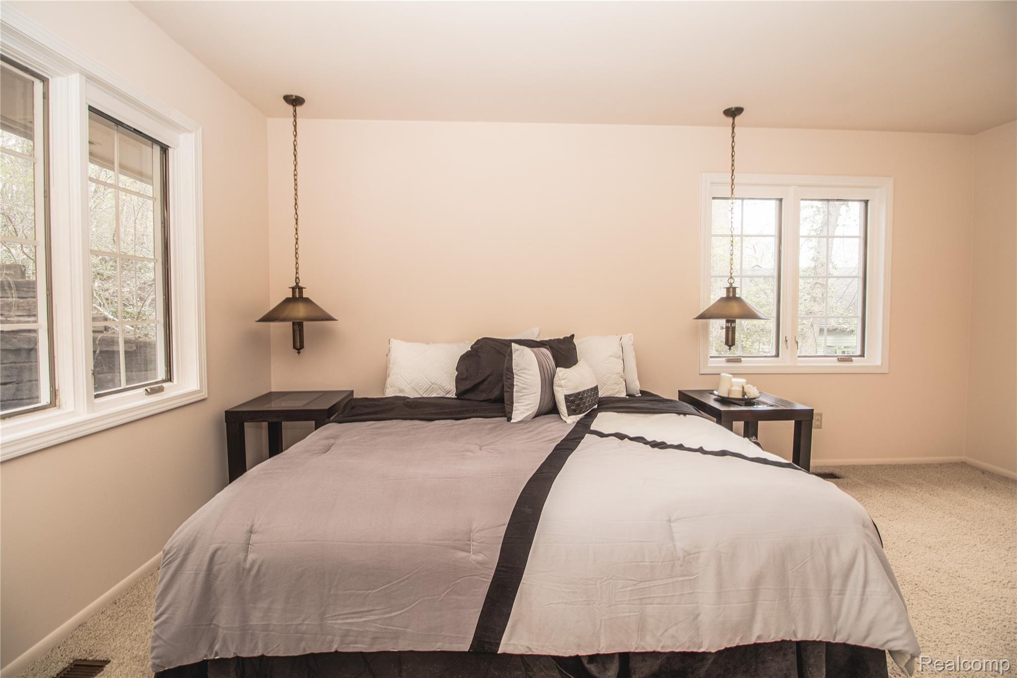 2955 Devonshire Road Ann Arbor, MI 48104 - Photo 24 of 40 IMG_8165-Edit.jpg
