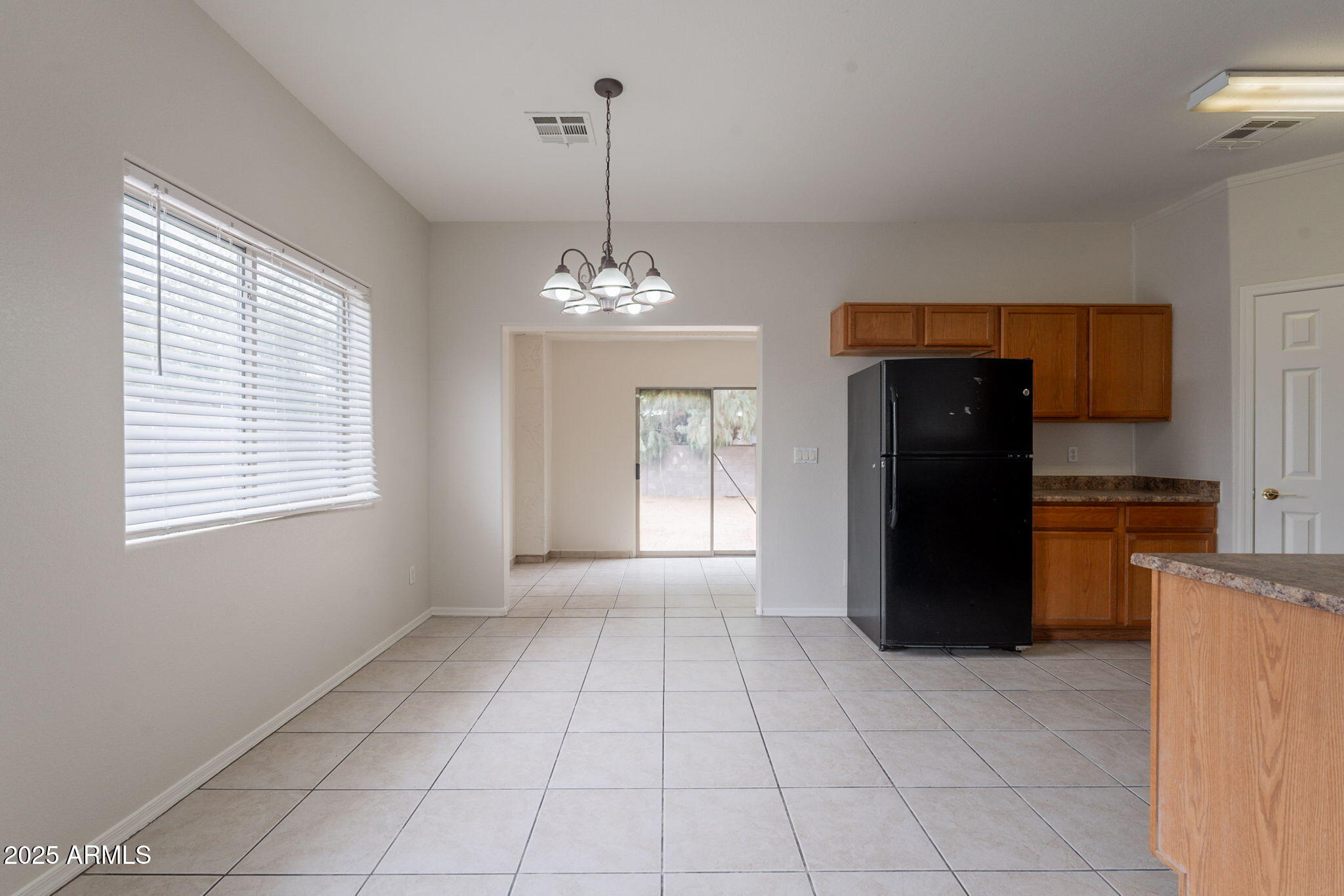 2210 North 27th Place Phoenix, AZ 85008 - Photo 13 of 53 13-web-or-mls-27th-13