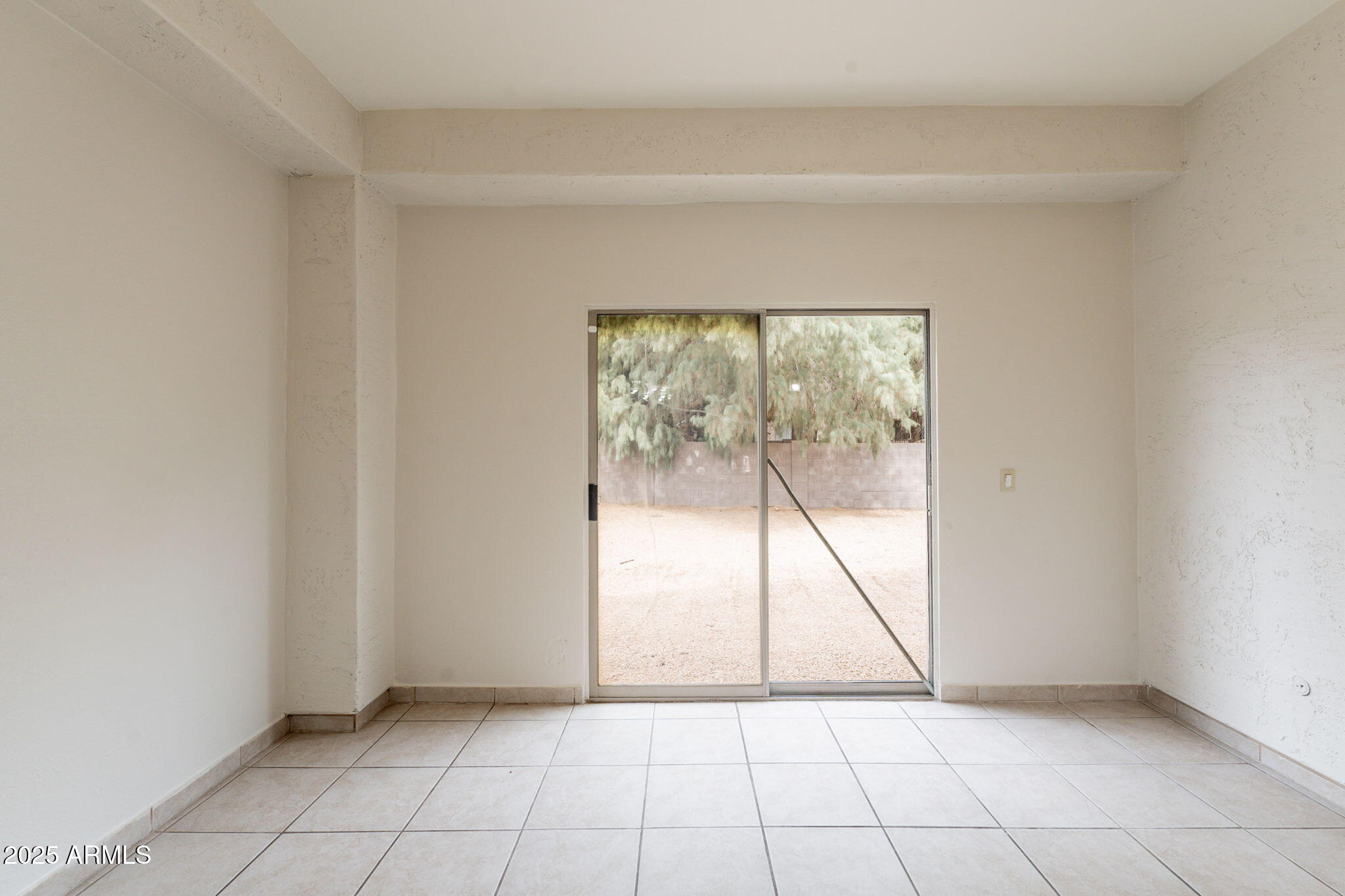 2210 North 27th Place Phoenix, AZ 85008 - Photo 23 of 53 23-web-or-mls-27th-23