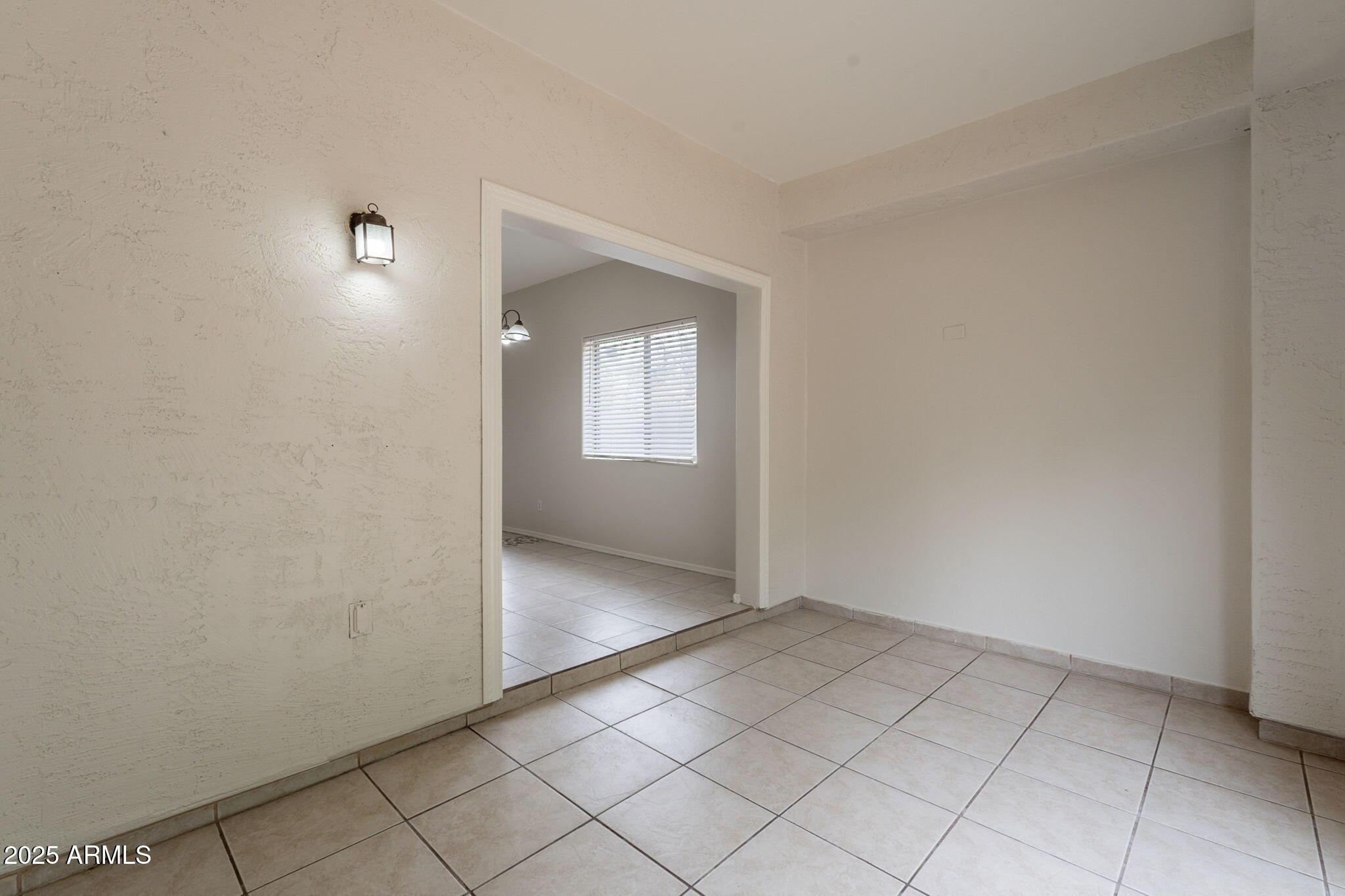 2210 North 27th Place Phoenix, AZ 85008 - Photo 25 of 53 25-web-or-mls-27th-25