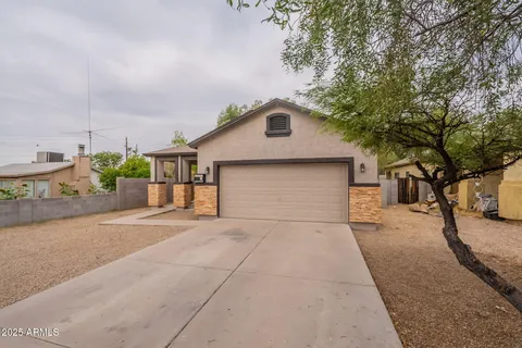 $399,900 | 2210 North 27th Place, Phoenix, AZ 85008