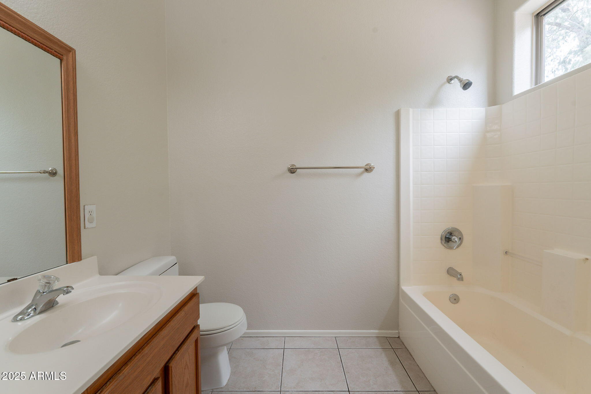 2210 North 27th Place Phoenix, AZ 85008 - Photo 39 of 53 39-web-or-mls-27th-39