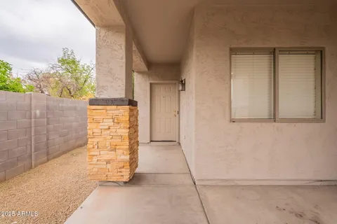 $399,900 | 2210 North 27th Place, Phoenix, AZ 85008