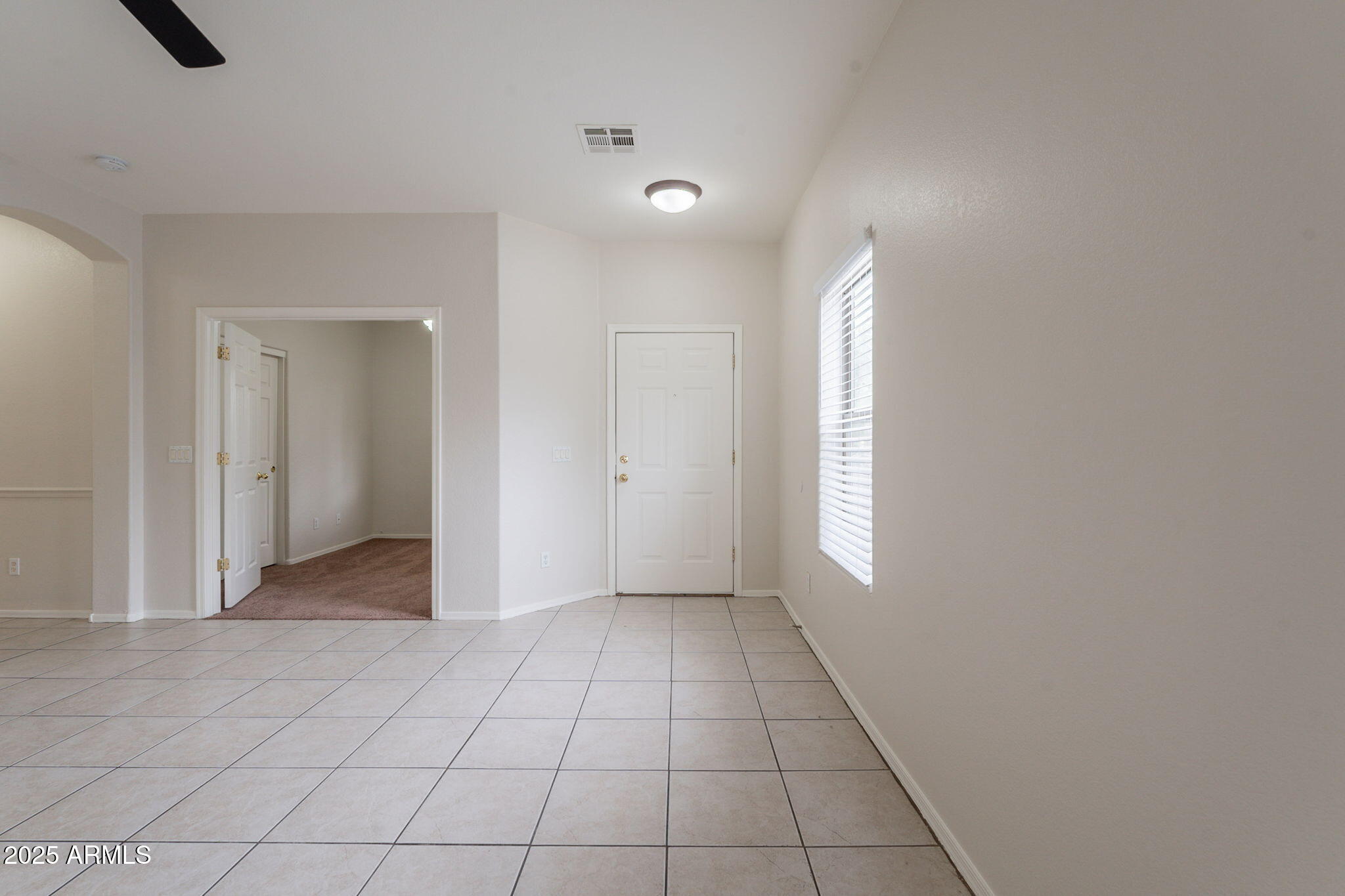 2210 North 27th Place Phoenix, AZ 85008 - Photo 7 of 53 7-web-or-mls-27th-7