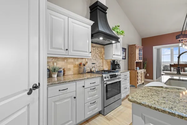 $550,000 | 1317 Brunette Downs Drive, Madison, WI 53718