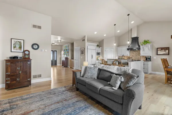 $550,000 | 1317 Brunette Downs Drive, Madison, WI 53718