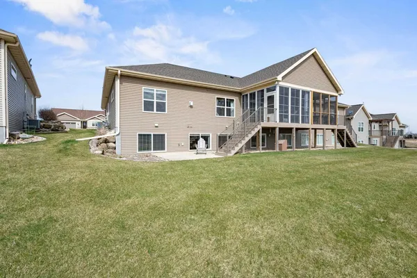 $550,000 | 1317 Brunette Downs Drive, Madison, WI 53718