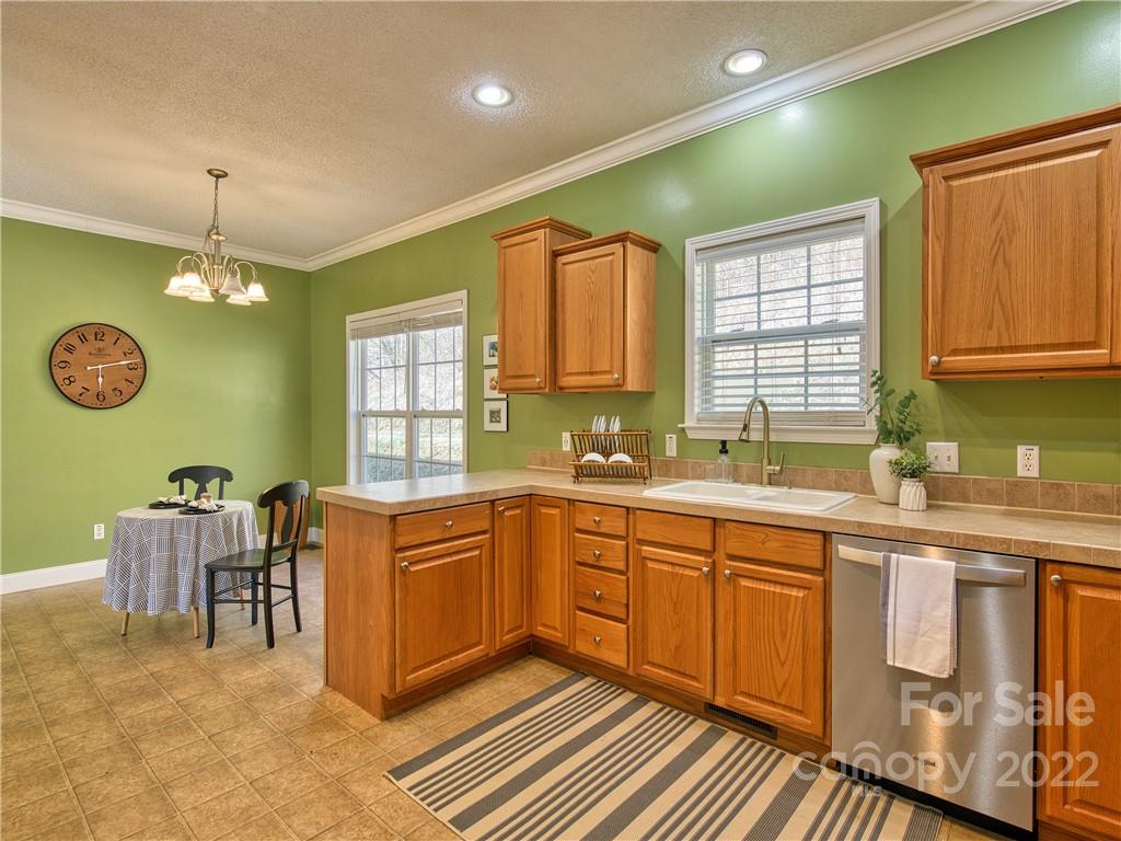 34 Old Time Road Waynesville, NC 28785 - Photo 18 of 26 Gallery Image 18