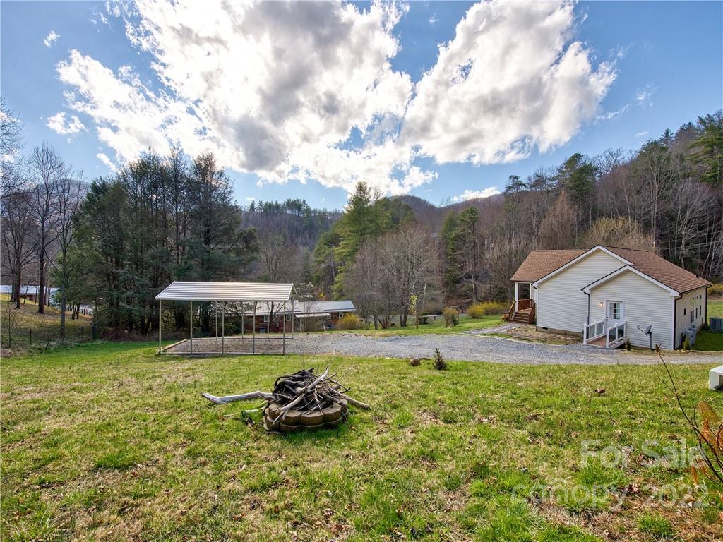 34 Old Time Road Waynesville, NC 28785 - Photo 5 of 26 Gallery Image 5