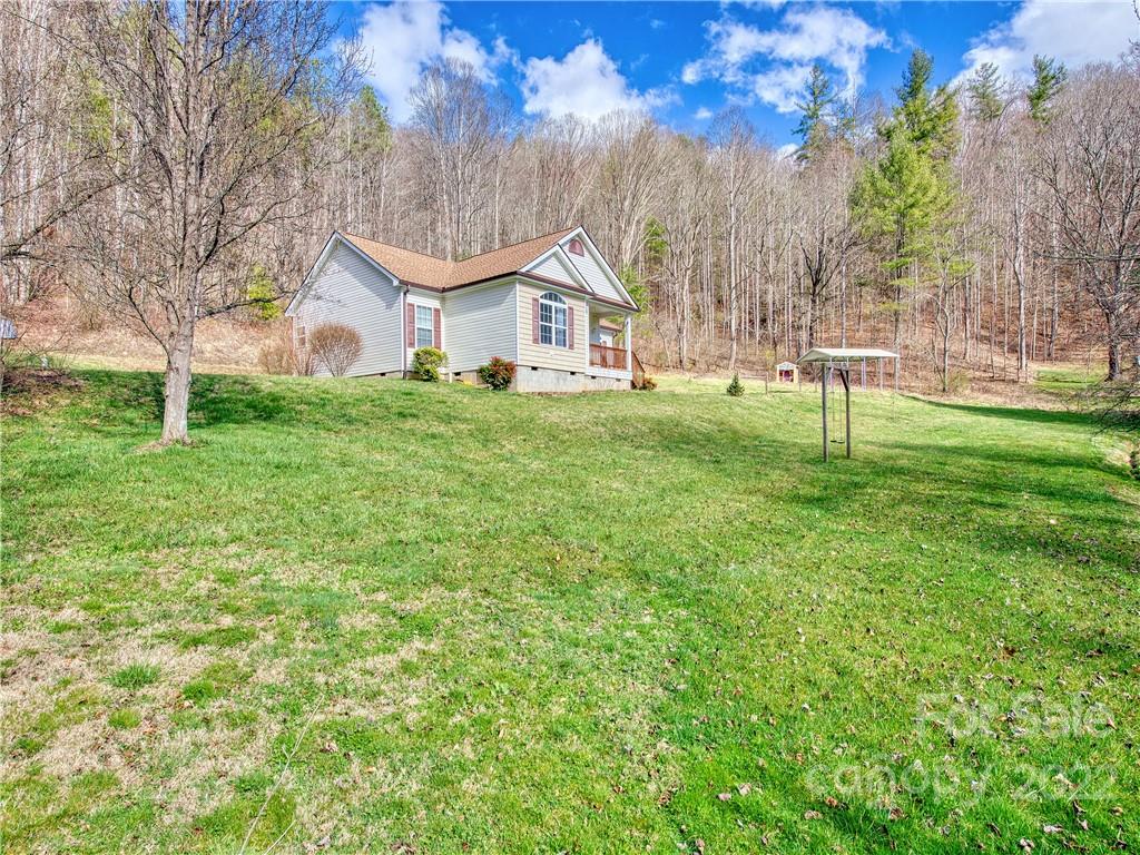 34 Old Time Road Waynesville, NC 28785 - Photo 8 of 26 Gallery Image 8