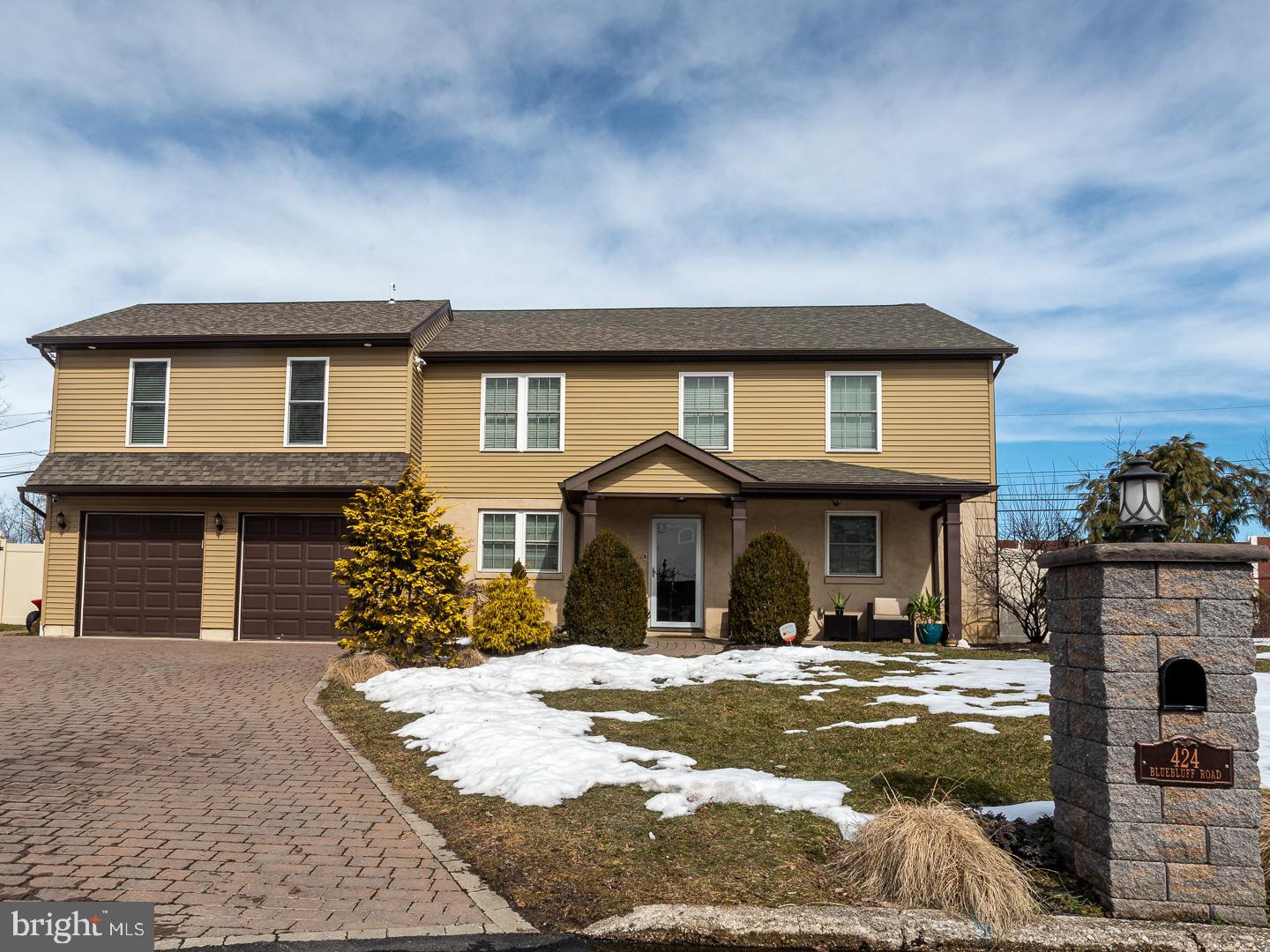 Stunning & Fully Renovated and Expanded in 2010