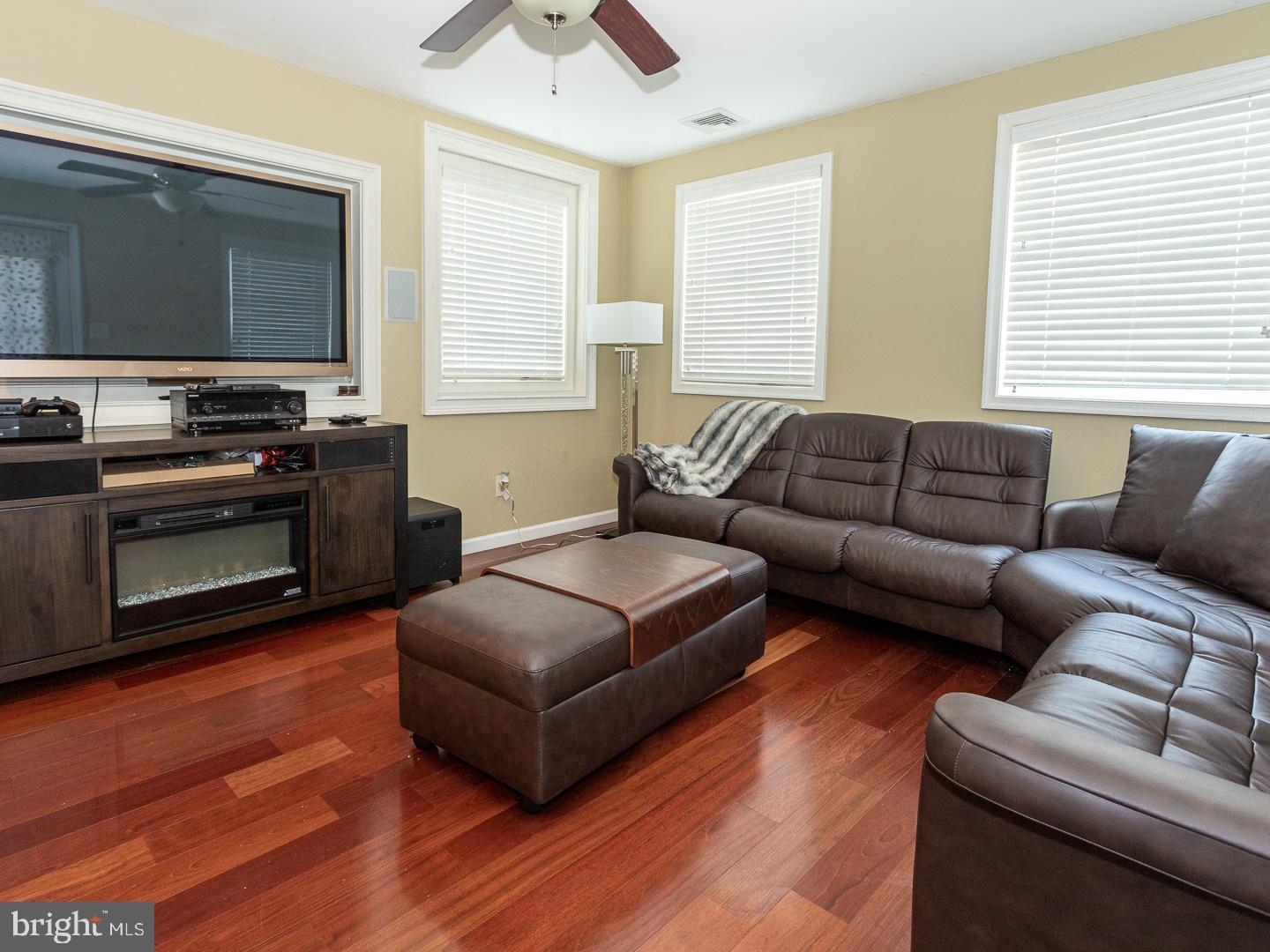 424 Bluebuff Road King of Prussia, PA 19406 - Photo 19 of 53 Continuing Hardwoods, Ample Windows & Ceiling Fan