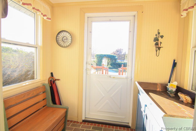 673 Painter Point Road Kilmarnock, VA 22482 - Photo 10 of 22
