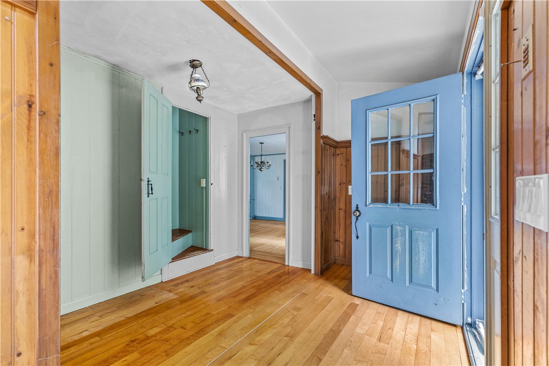 1029 Boston Neck Road North Kingstown, RI 02852 - Photo 15 of 32 Gallery Image 15