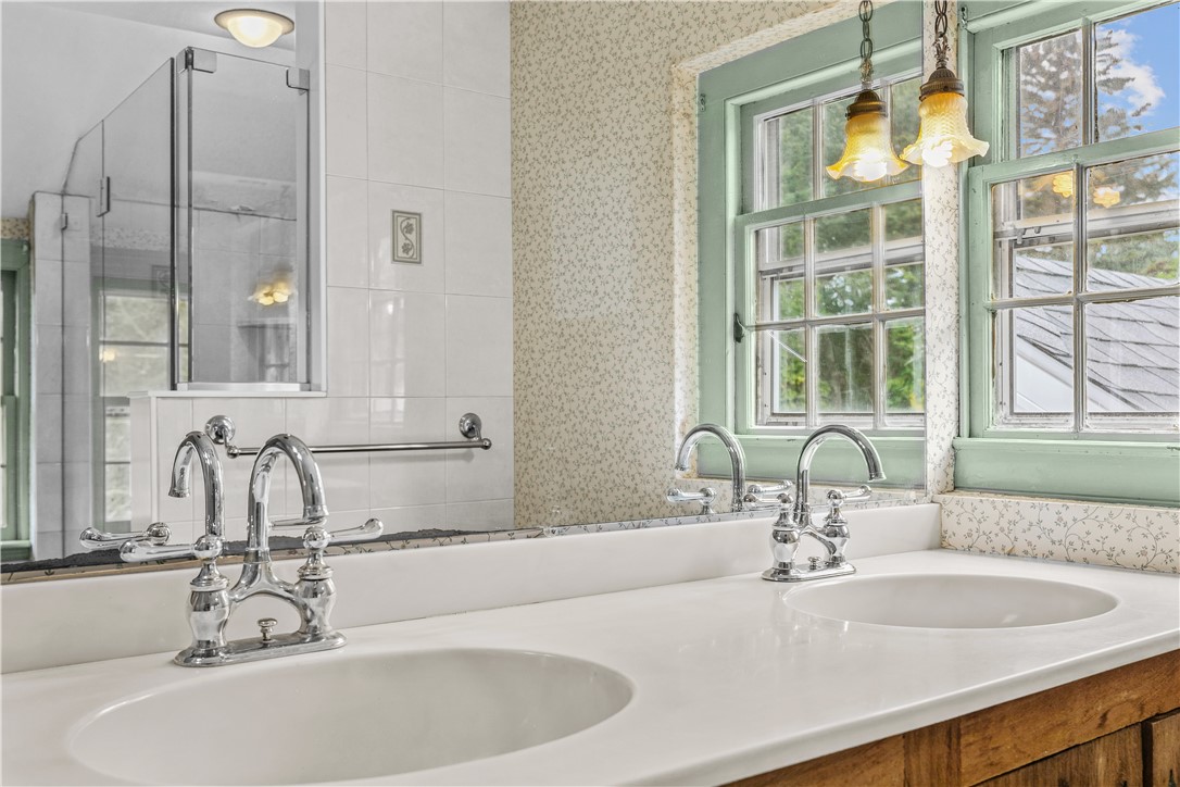1029 Boston Neck Road North Kingstown, RI 02852 - Photo 23 of 32 Gallery Image 23