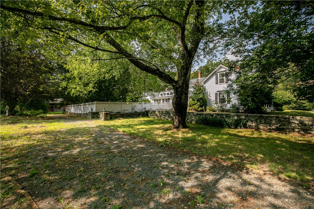 1029 Boston Neck Road North Kingstown, RI 02852 - Photo 26 of 32 Gallery Image 26