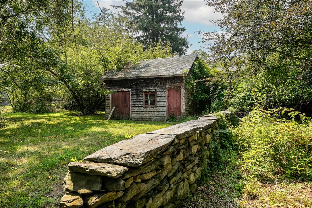 1029 Boston Neck Road North Kingstown, RI 02852 - Photo 29 of 32 Gallery Image 29
