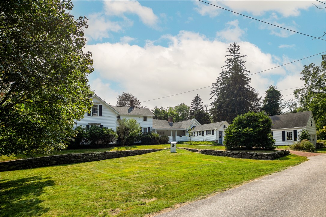 1029 Boston Neck Road North Kingstown, RI 02852 - Photo 31 of 32 Gallery Image 31