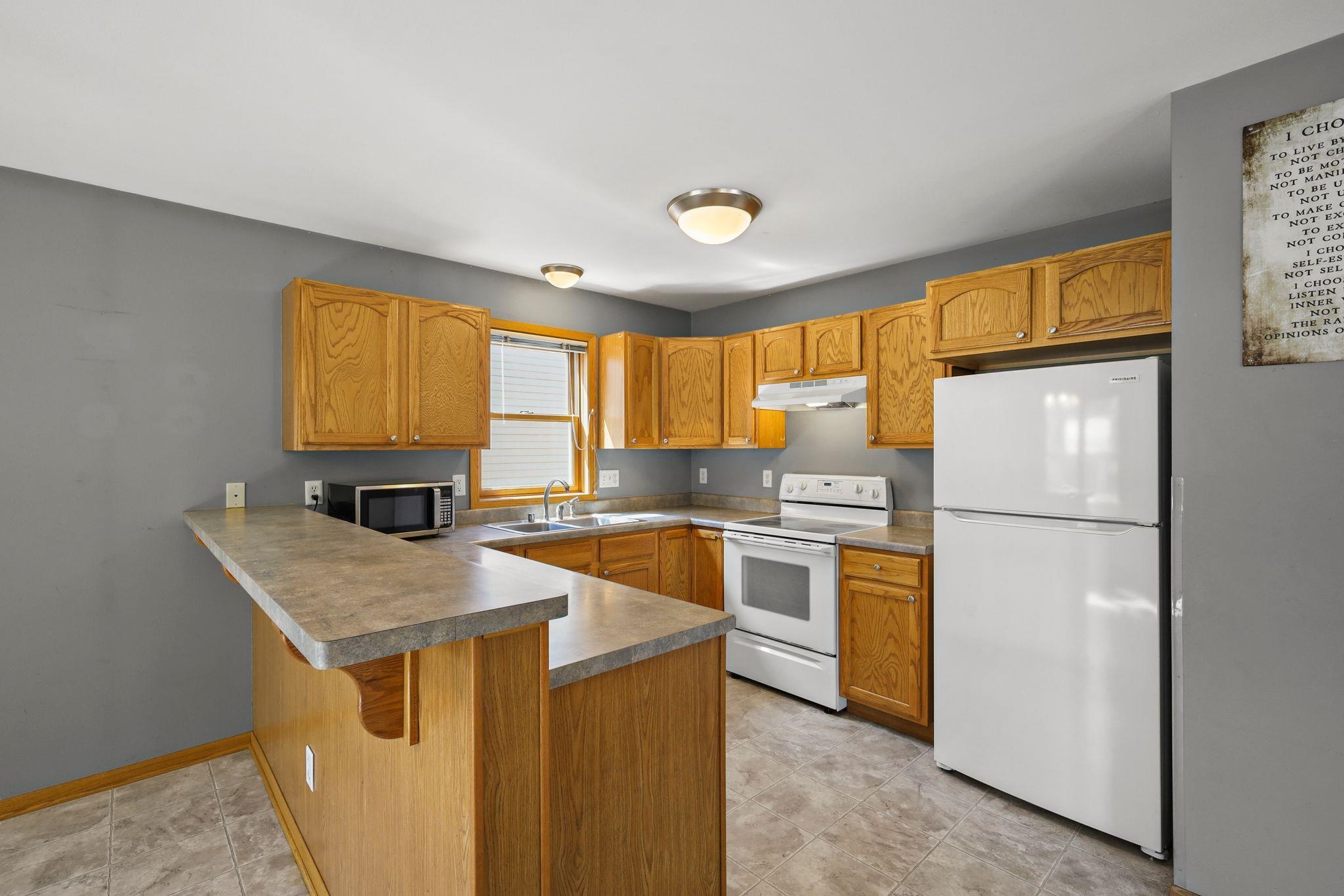 1502 Waldorf Boulevard Madison, WI 53719 - Photo 18 of 39 Gallery Image 18