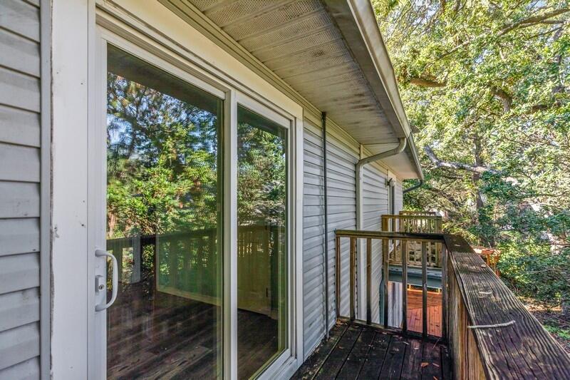 14 Gardner Drive Shalimar, FL 32579 - Photo 24 of 27 a view of a balcony with an outdoor space