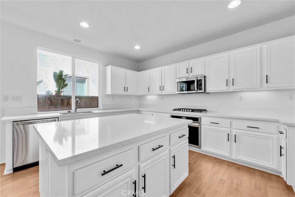 33123 Yucca Street Temecula, CA 92592 - Photo 16 of 49