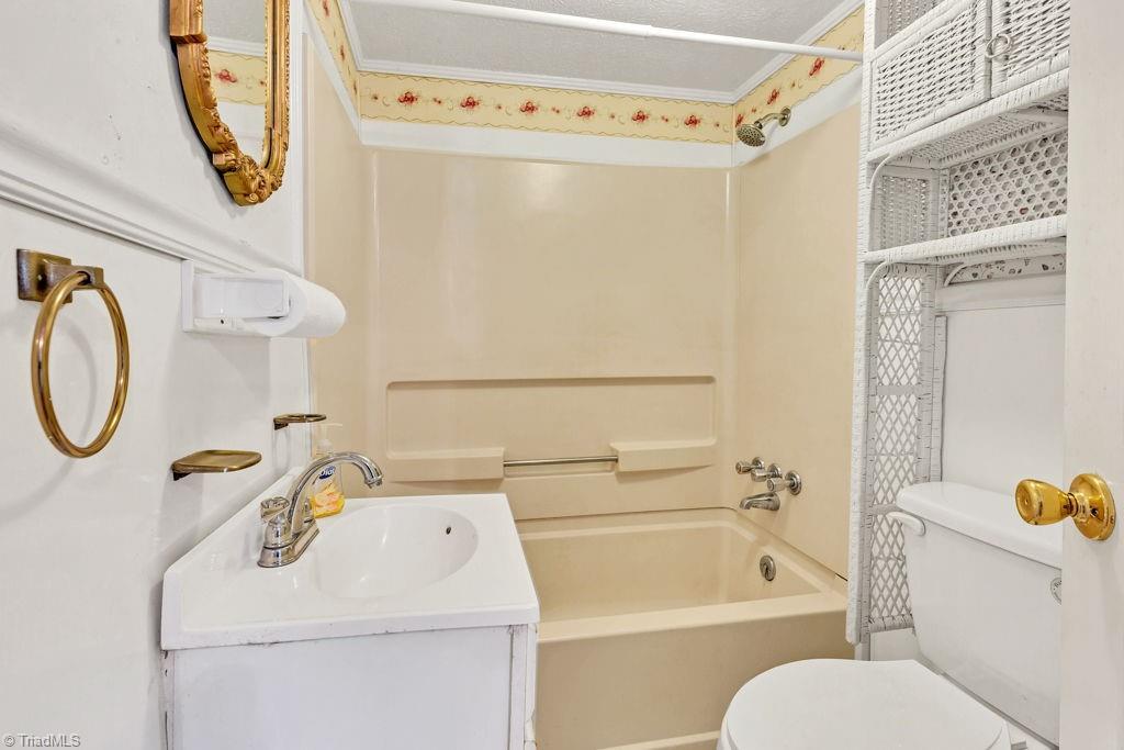 600 Friendly Road Eden, NC 27288 - Photo 28 of 43 Gallery Image 28