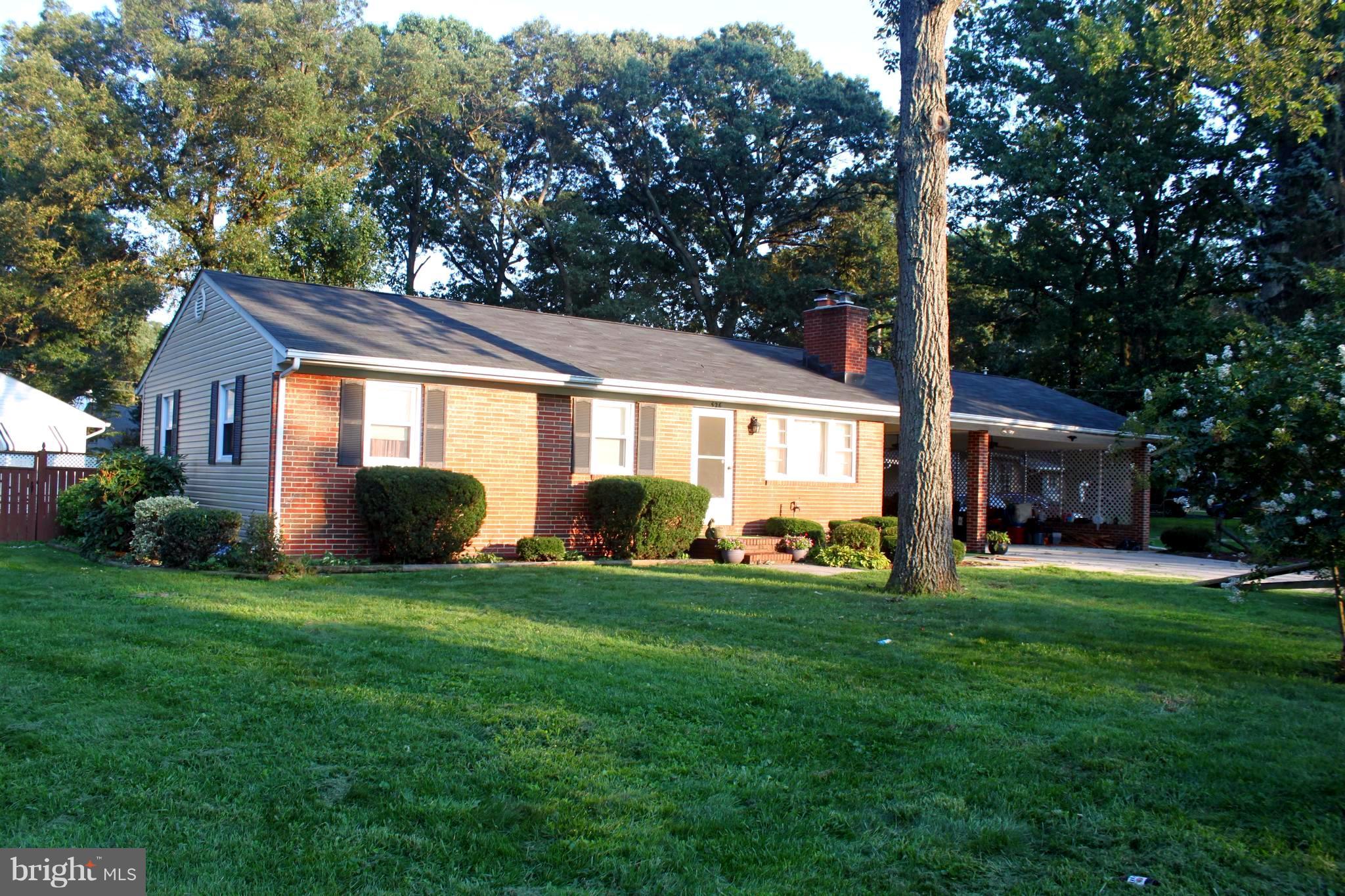 526 Sunset Knoll Road Pasadena, MD 21122 - Photo 1 of 25 Exterior (Front)