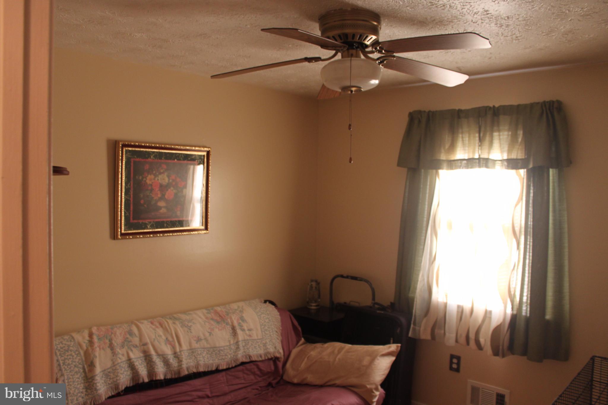 526 Sunset Knoll Road Pasadena, MD 21122 - Photo 16 of 25 Bedroom