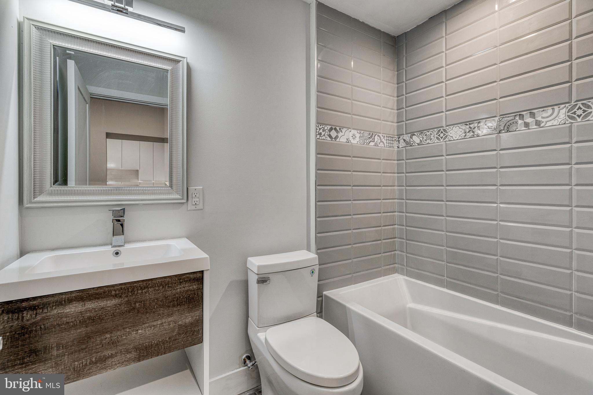 1244 South 20th Street, Unit 1 Philadelphia, PA 19146 - Photo 14 of 22