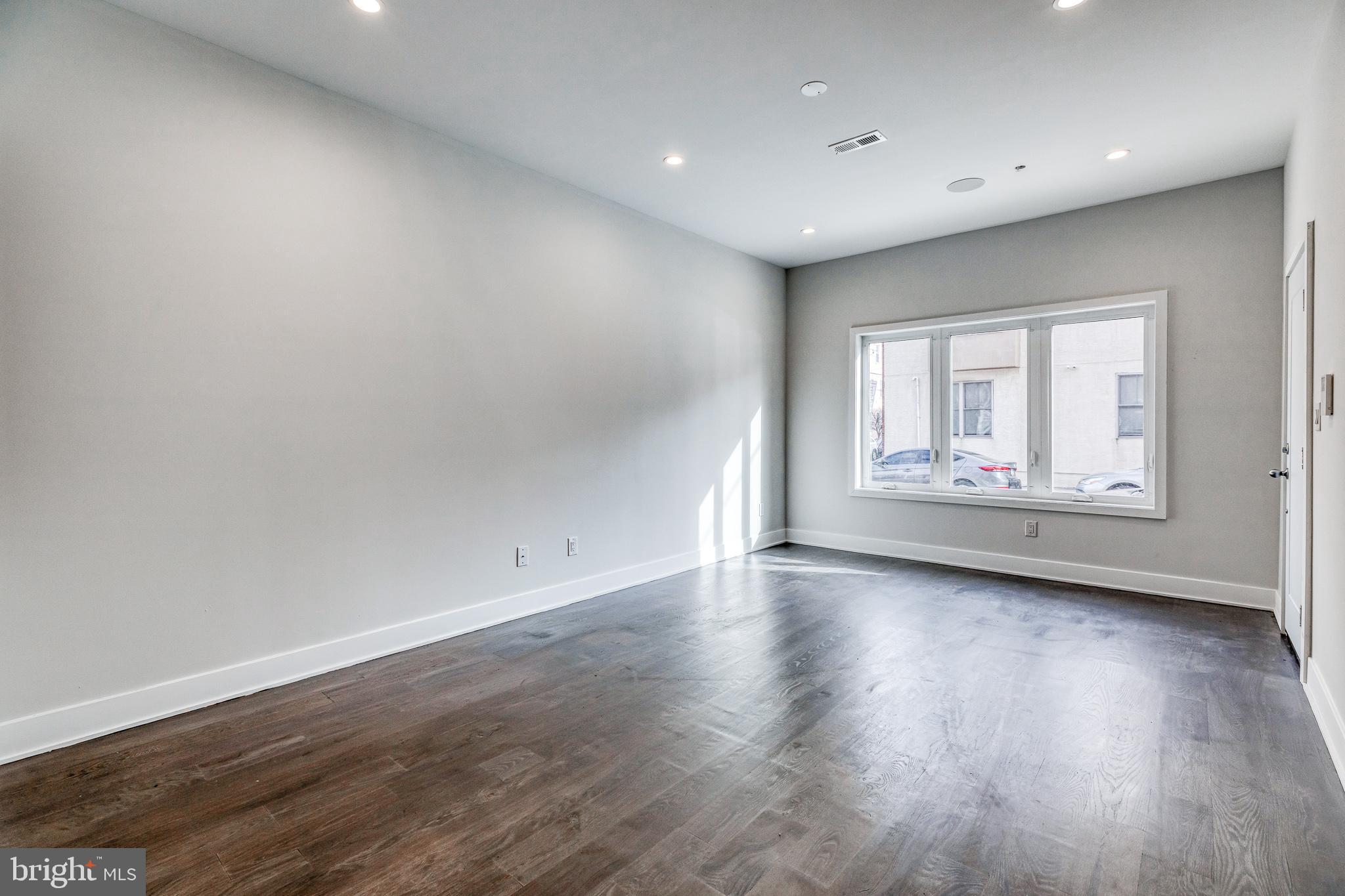 1244 South 20th Street, Unit 1 Philadelphia, PA 19146 - Photo 5 of 22